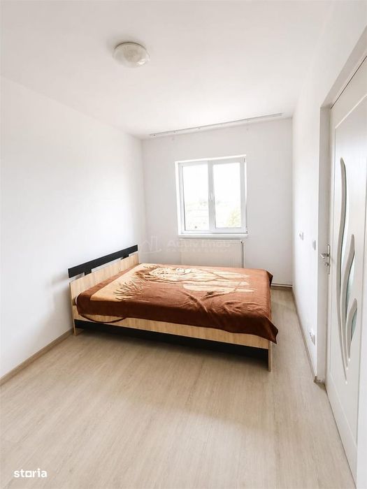 Apartament de vanzare cu 2 camere mobilat