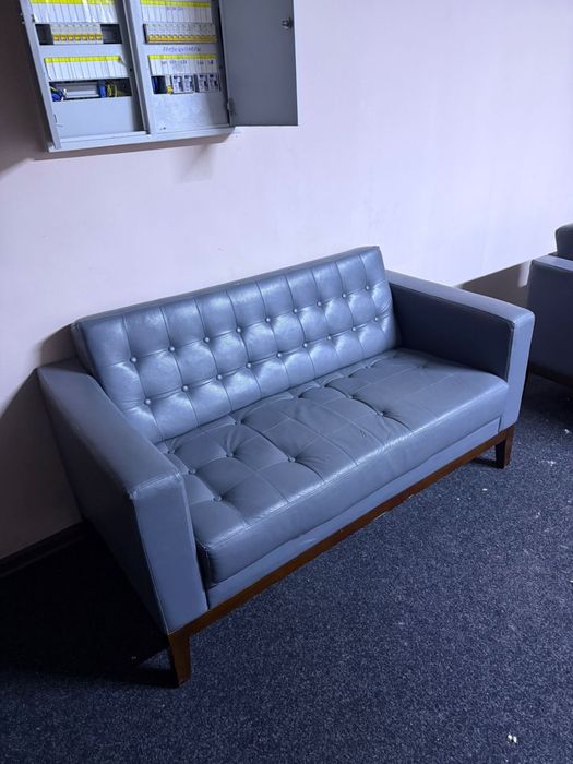 Диван офисный/ для офиса