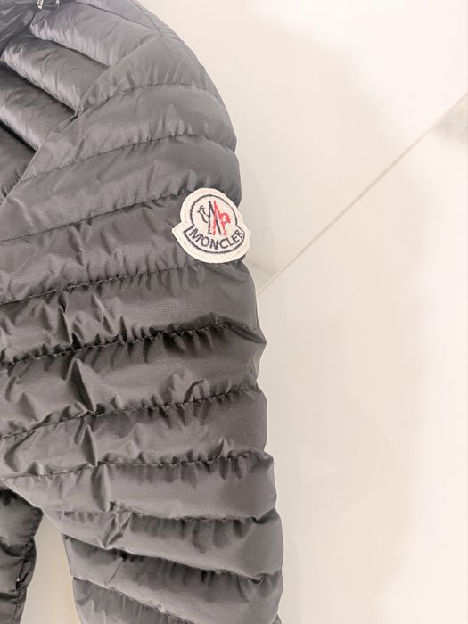 Geaca moncler  marimea S