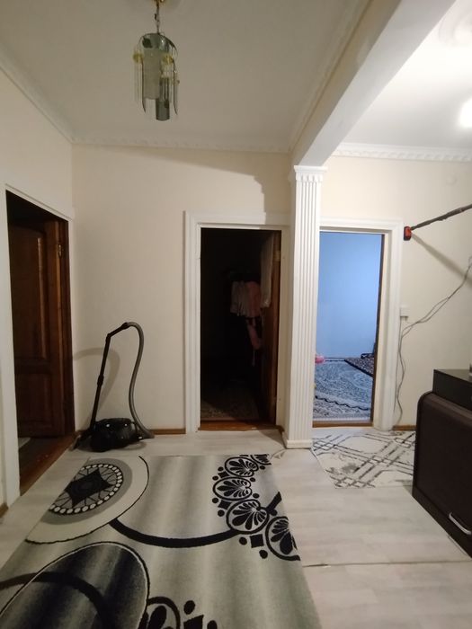 Ялангач Феруза 4/2/5Улутшенка разделка балкон 2*6высота 3м²общ пл100м²