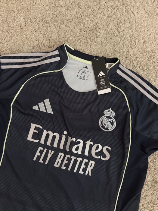 Tricou real madrid