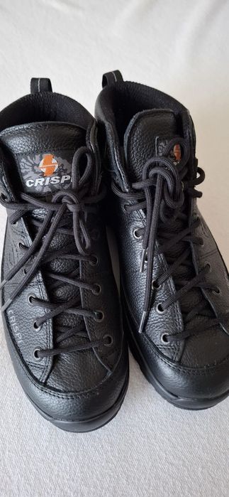 Ghete noi Crispi piele, mărime 38