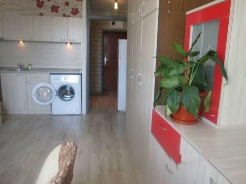 Дава се под наем Едностаен апартамент в София, Люлин 7 - 40 кв.м за 460 € - Снимка #1