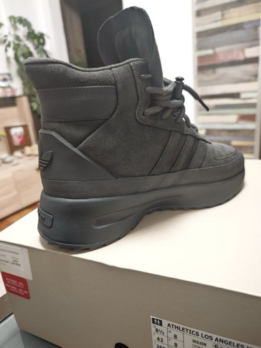 Маратонки Adidas