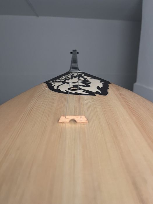 Домбыра сатылады