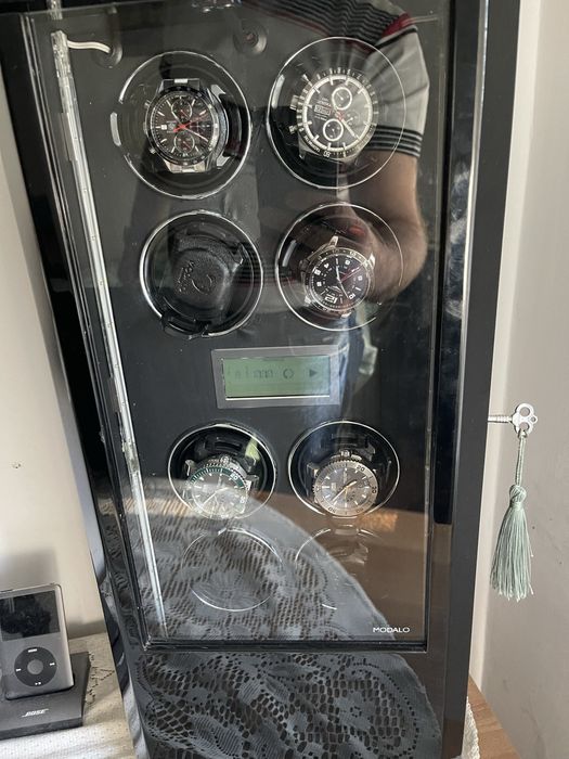 Vand dulap. Watch winder