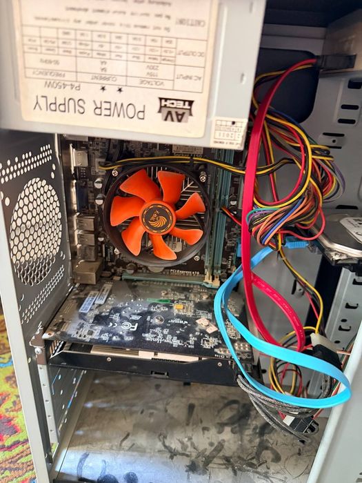 Продаётся компютер