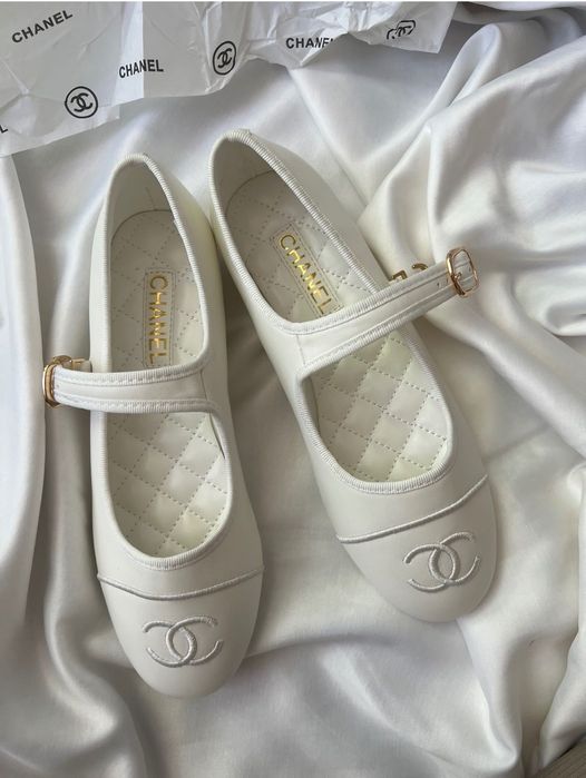 Обувки тип балеринки c*h*a*n*e*l