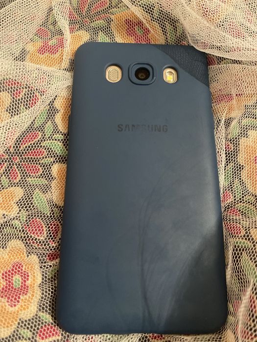 samsung galaxy J5 16gb