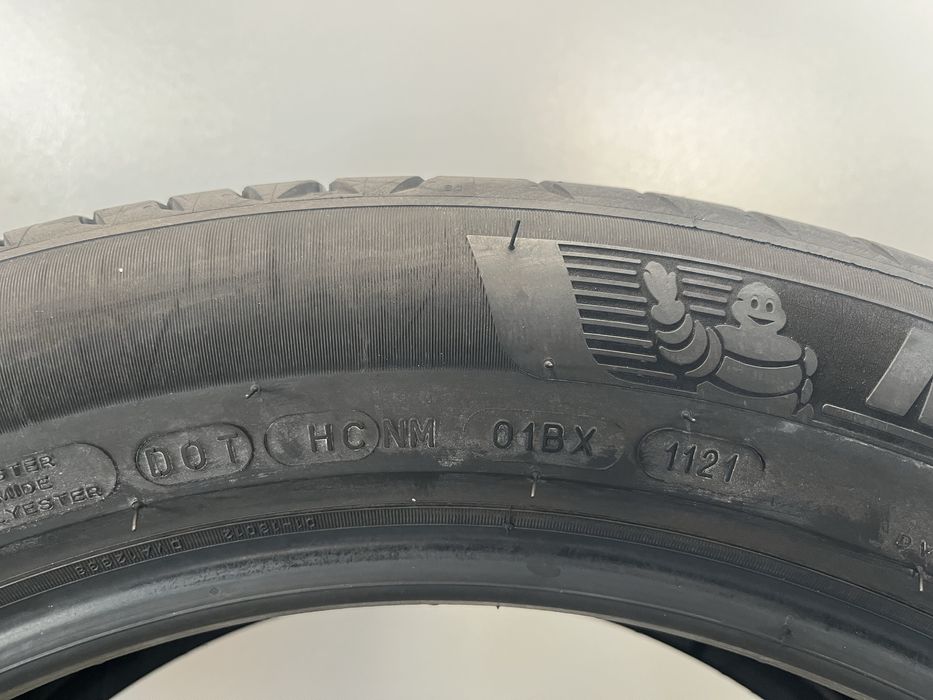 Чисто нови летни гуми 235/50/19 Michelin