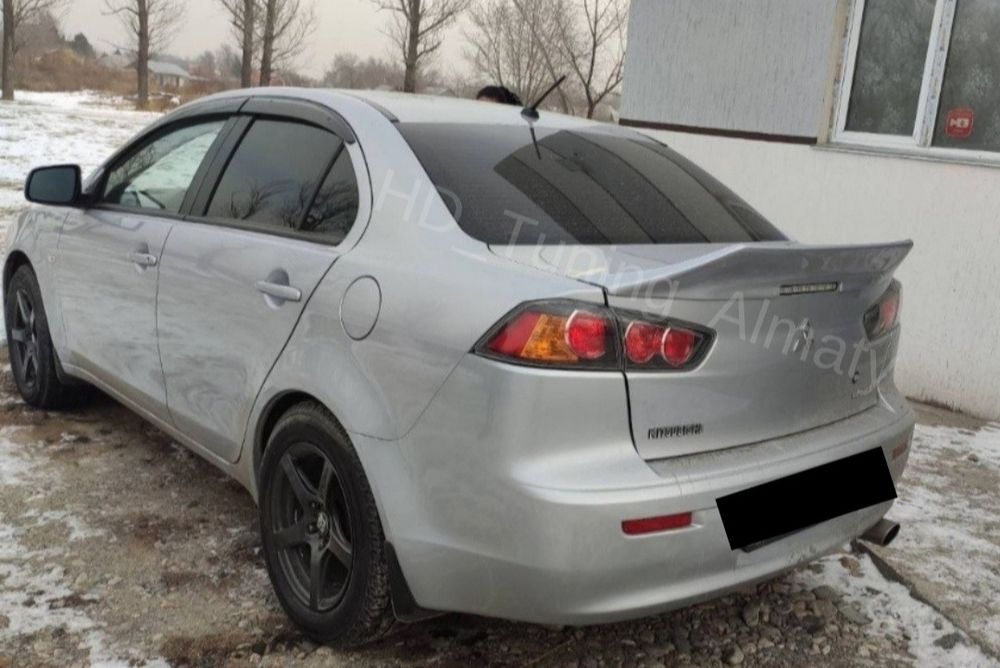 Спойлер Ducktail Mitsubishi Lancer 10