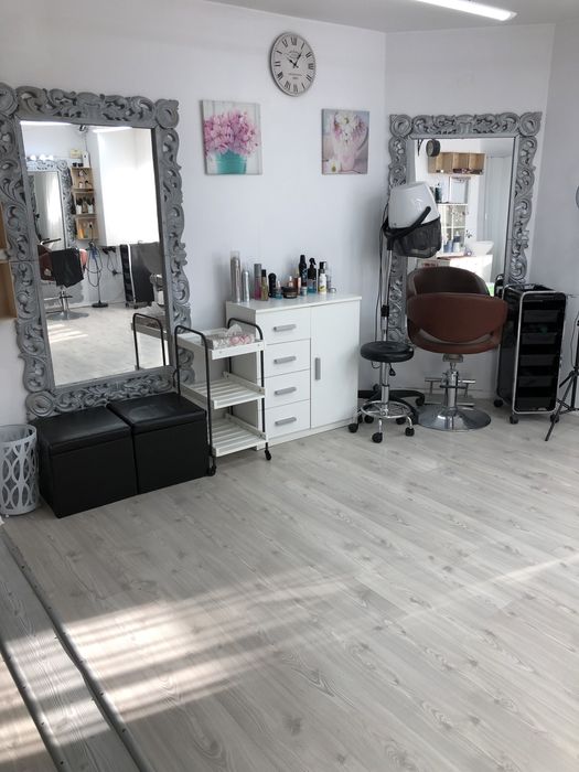 Vand afacere la cheie , SALON DE INFRUMUSETARE ,coafor, barbershop