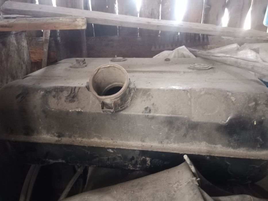 Бак на зил sssssss