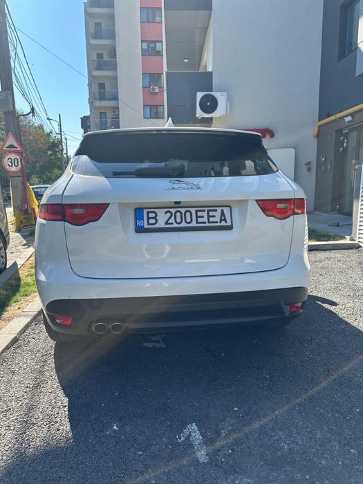 Jaguar f pace R sport