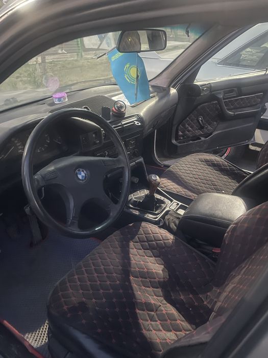 Продам машину бмв на ходу