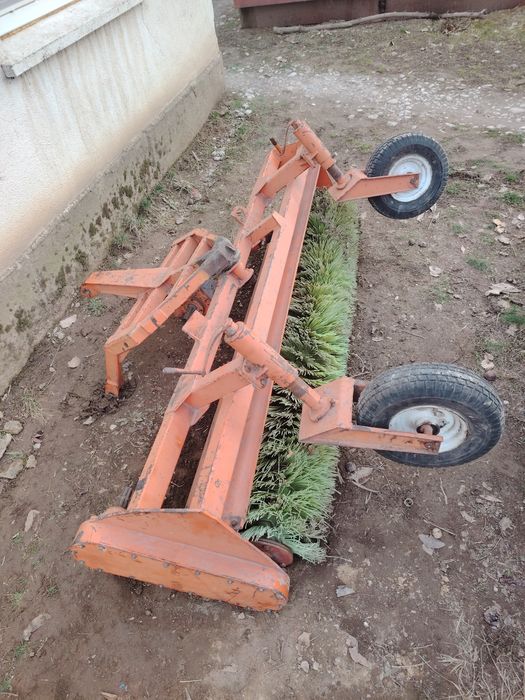 Щетка дорожная. Мтз