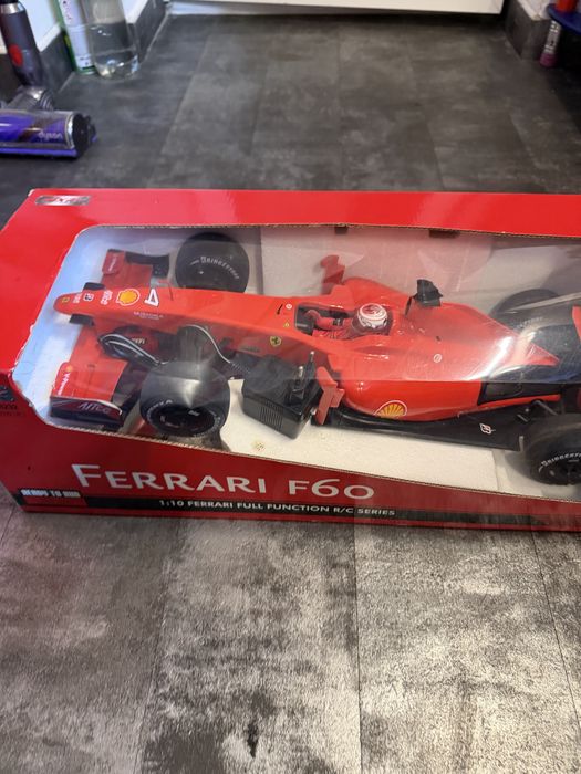Masina cu Telecomanda Ferarri f60 1:10