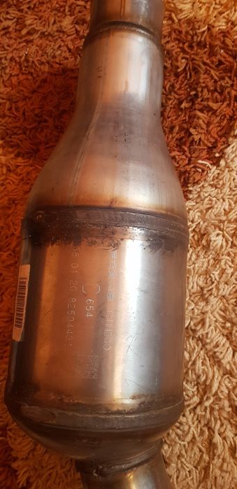 Se vinde catalizator nou nouț zero km!