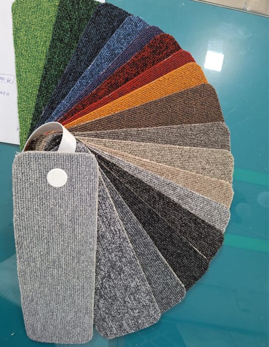 Montez mocheta  rola si dale , lvt ,pvc , sapa autonivelanta ,