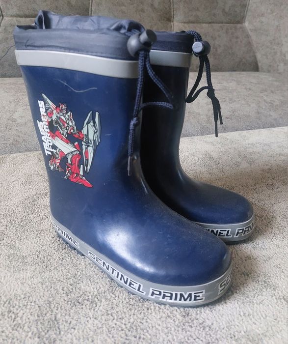 Продам резиновые сапогиа