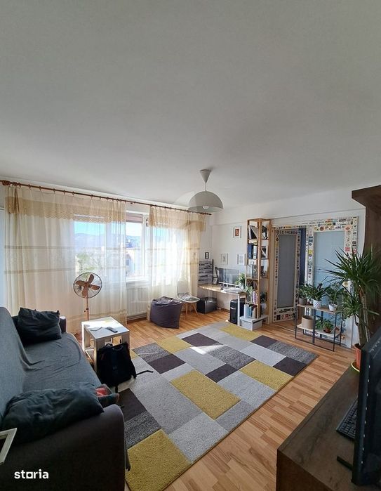 Apartament 2 camere în zona PLOPILOR