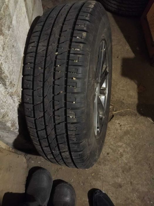 Продам диски Camry с летней резиной