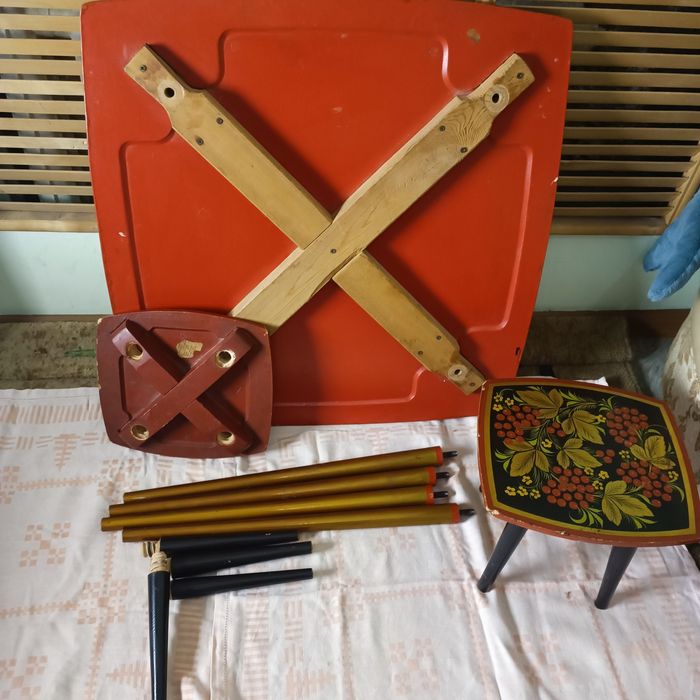 Детский столик Хохлома с табуретками ссср