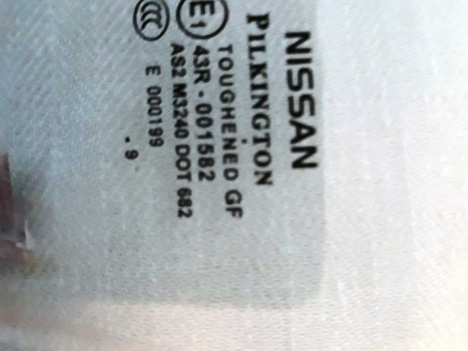 Стъкло за врата предно дясно за NISSAN QASHQAI- 1.5 dci 2008-2010 год