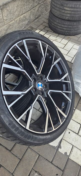 Комплект шины + диски BMW X5, X7