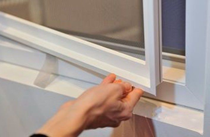 Москитные сетки. Установка