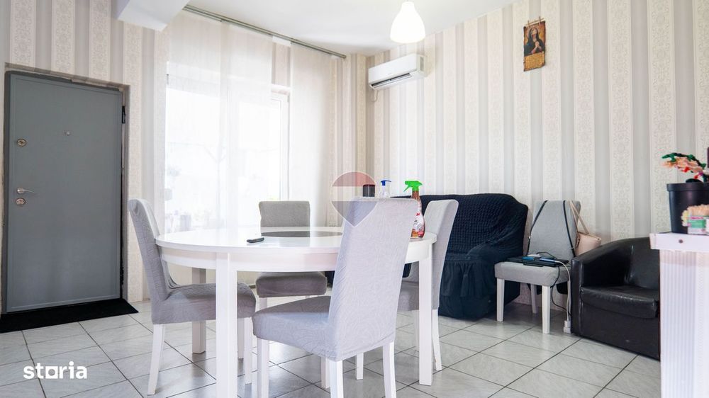 Vanzare vilă cu 2 unitati locative independente in Pantelimon, Central