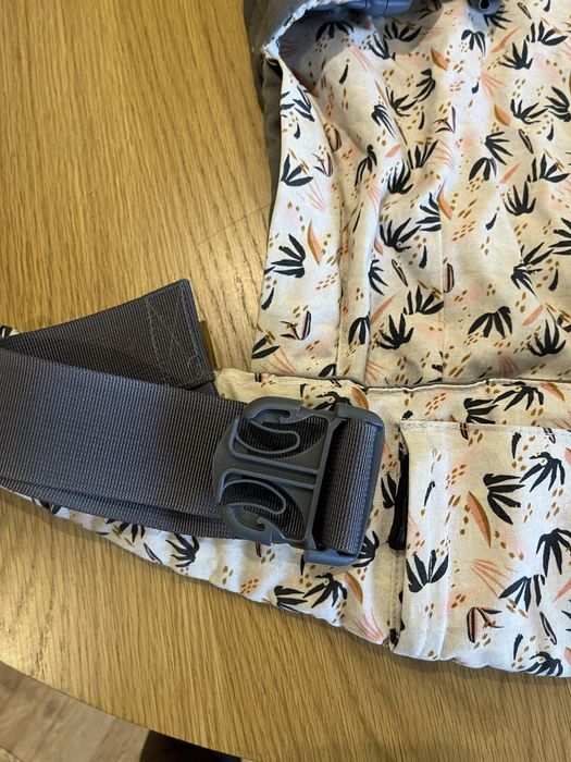 Ергономична раница за бебеносене BOBA X