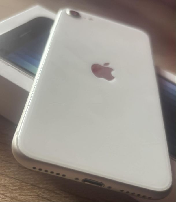 iPhone SE 3 2022