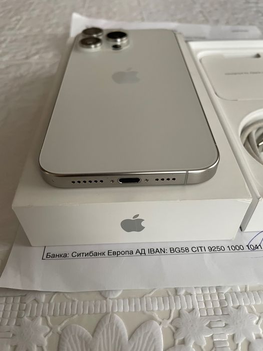 iPhone 15 pro max white titanium 256gb 1год.гаранция.Батерия на 100%!