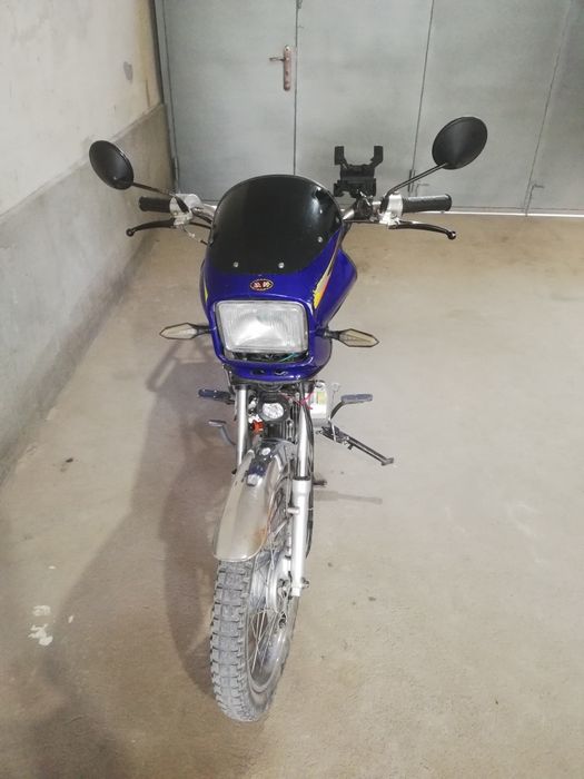 Moped honda kuzov juda baquvat
