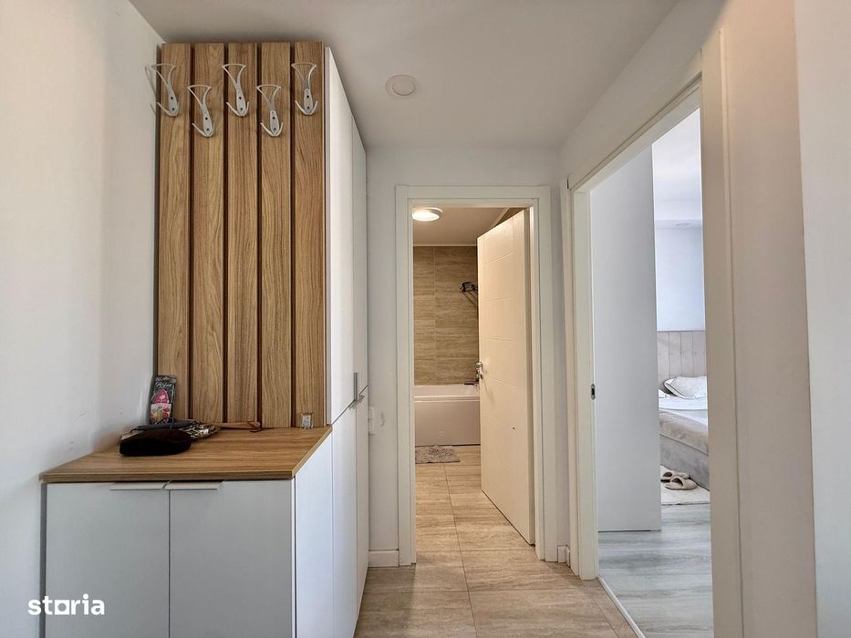 COSMOPOLIS - Apartament cu 2 camere tip studio, mobilat si utilat.