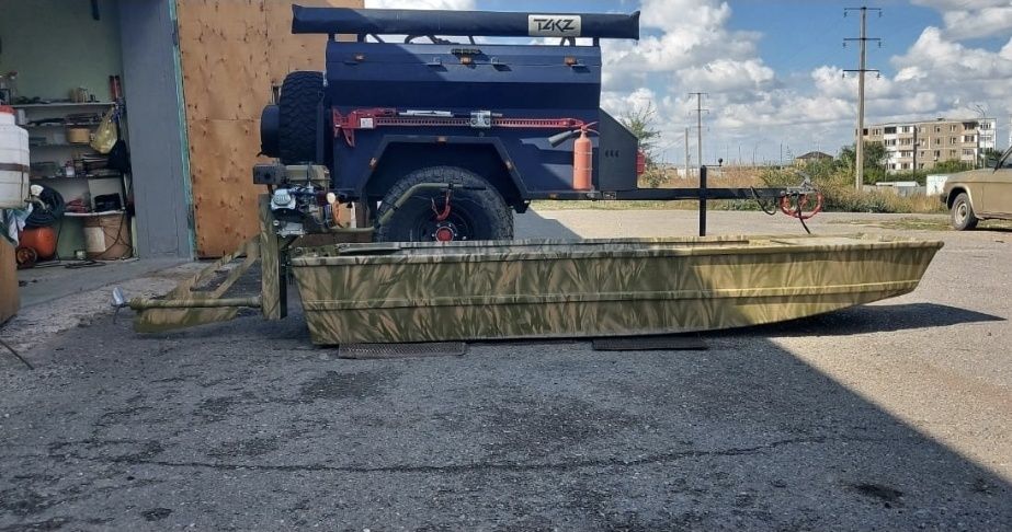 Продам лодку, плоскадонка!