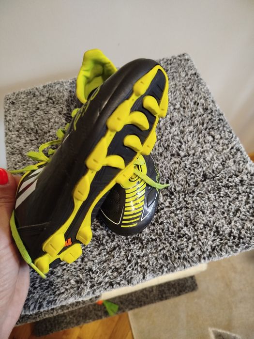 Детски бутонки като нови