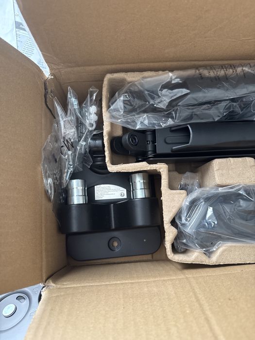 Suport de perete pentru două monitoare Maclean, 17-32'', 9kg max