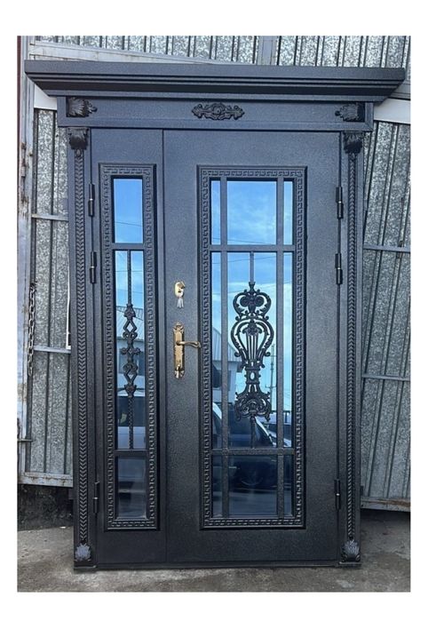 Продается входной дверь