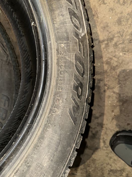 Зимние шины  R18