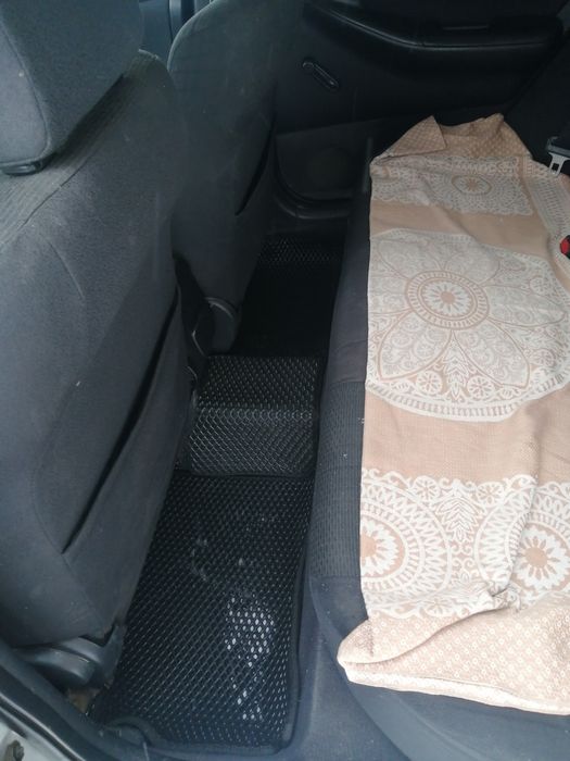 Продам тойоту королу