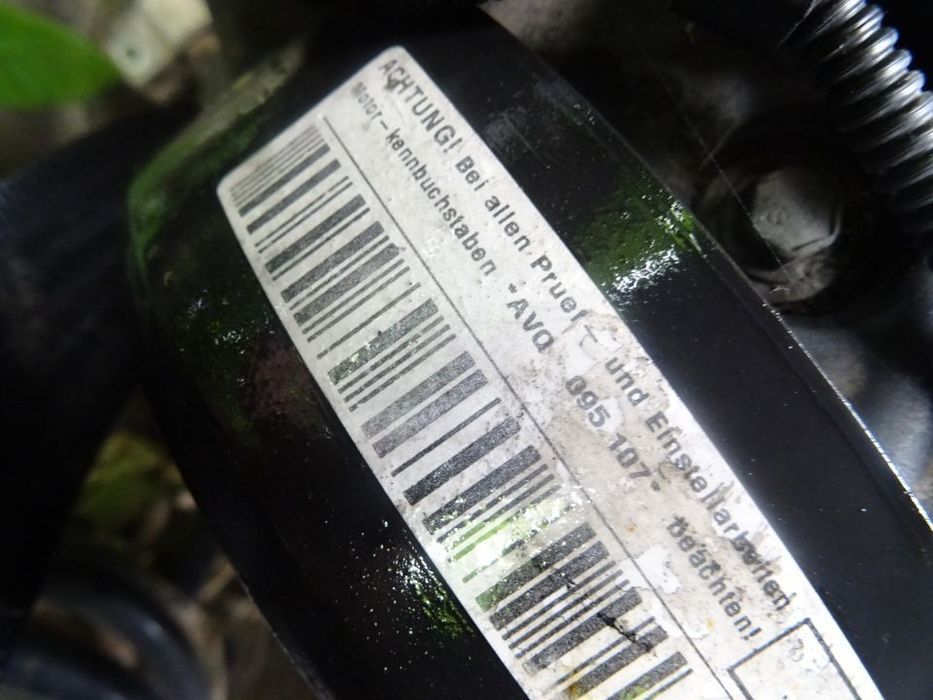 Motor Volkswagen Touran 1.9 TDI AVQ 100 CP din 2003 fara anexe