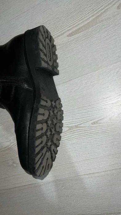 черни кожени ботуши Remonte, еластична горна част