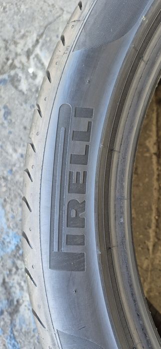 4 anvelope vara Pirelli 295/35/21.Pretul este pe bucata.