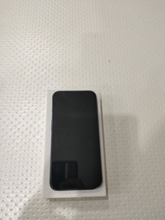 iPhone 13 черный