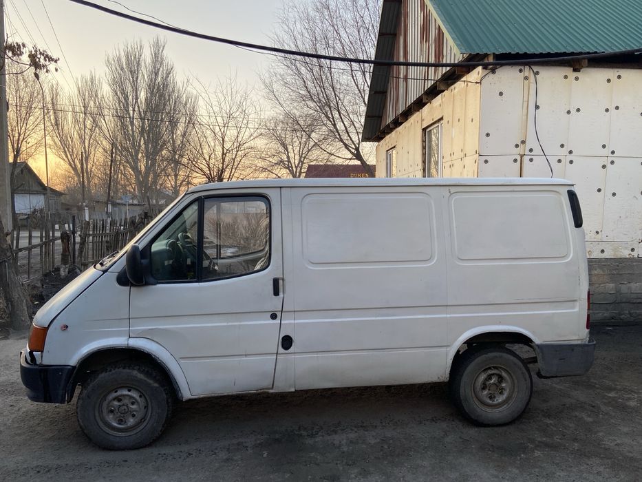 Ford Transit 1999 года рождение