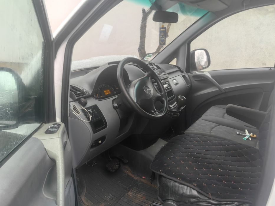 Mercedes vito  115, motor 2.2 150 Cp automat 2004