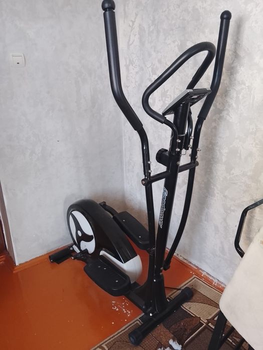 Продам тренажёр эллипс!