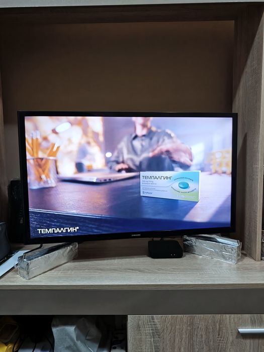 Телевизор Samsung